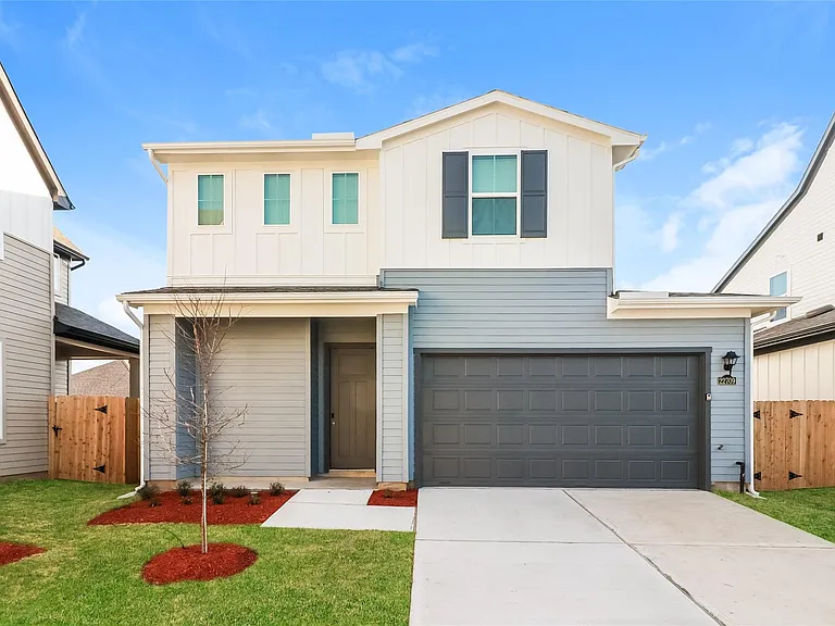 22709 Terrazzo Dr — Photo 1