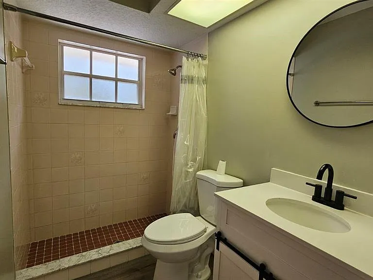 18720 Oak Way Dr — Photo 26