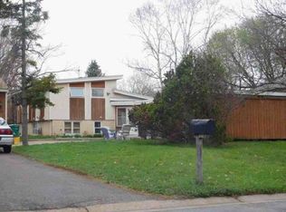 8001 Camden Ave N, Brooklyn Park, MN 55444