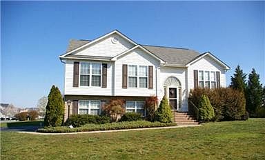 2nd image of 9801 Minuteman Ct