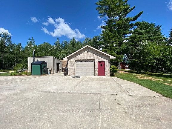 5th image of 711N Woodland Dr