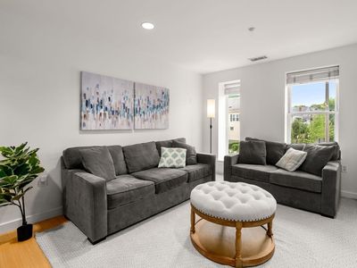 99 Chestnut Hill Ave APT 212, Brighton, MA, 02135