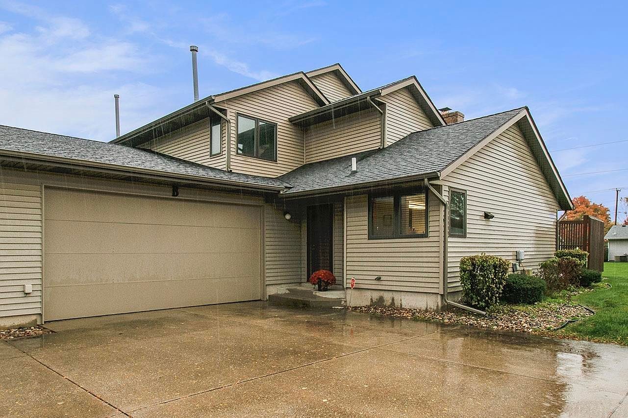 1321 Freda Dr APT B, Elkhart, IN 46514 Zillow