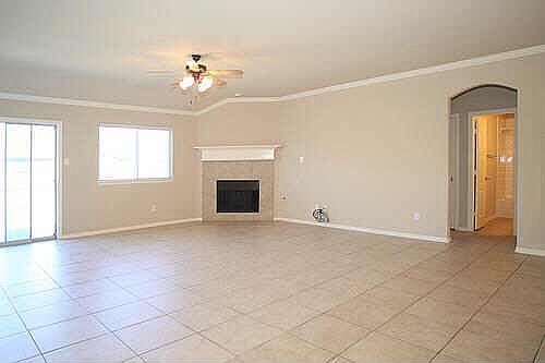 4th image of 705 Twin Valley Dr
