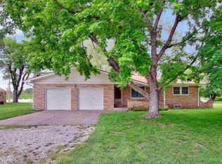 3762 N Jeanette Ave, Wichita, KS 67204