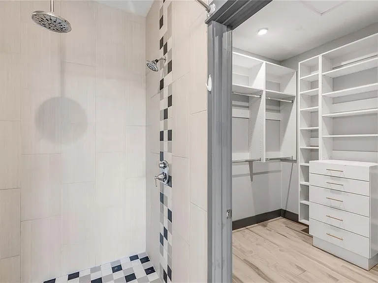 701 E 3rd Ave #PENTHOUSE — Photo 36