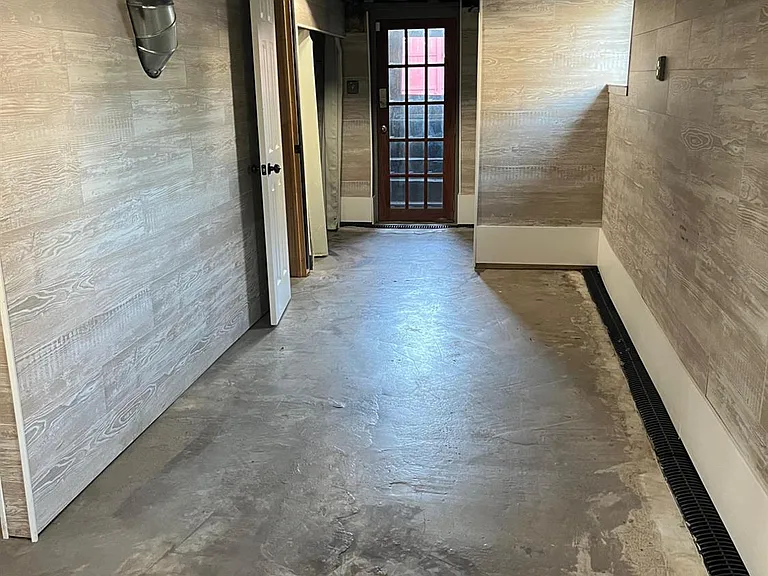 272 Lake Ave — Photo 27