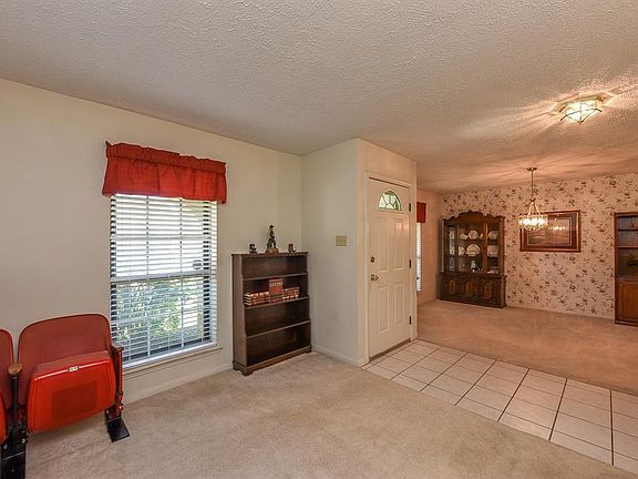 4th image of 11434 Sageking Dr