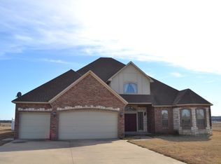 172 Savannah Dr, Ardmore, OK 73401