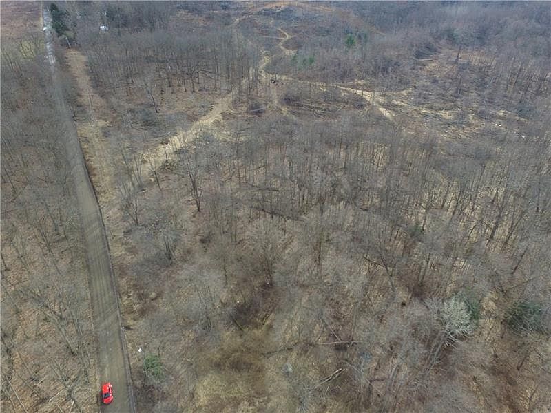 2nd image of 152 Coaltown Rd