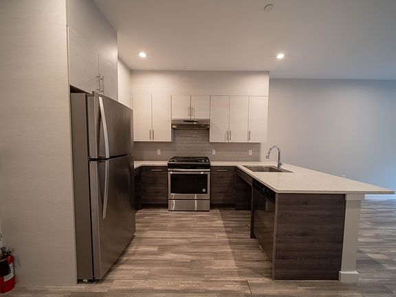 2nd image of 62 Broadway #205