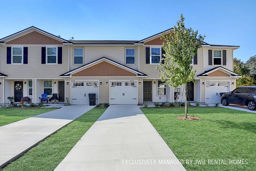 1st image of 8234 Halls Hammock Ct