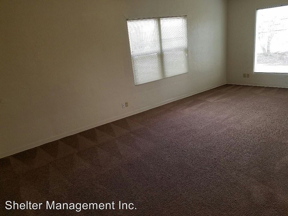 1st image of 1067 Edgewater St NW APT 1