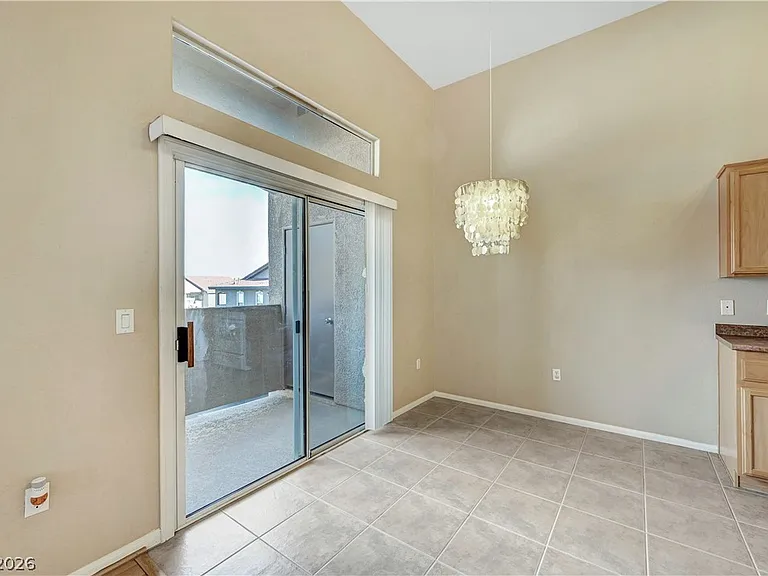 2305 W Horizon Ridge Pkwy #2423 — Photo 12