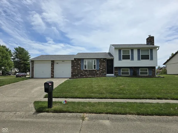 7503 Ardwell Dr, Indianapolis, IN 46237