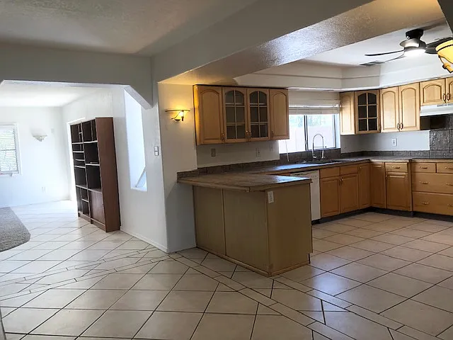 1515 N Nebraska St — Photo 14