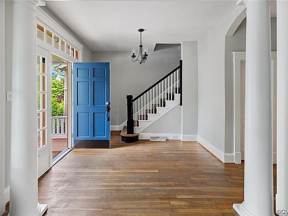 4th image of 718 N 35th St