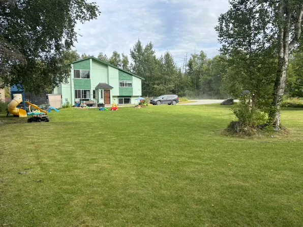 2165 E Grizzly Bear Dr, Wasilla, AK 99654
