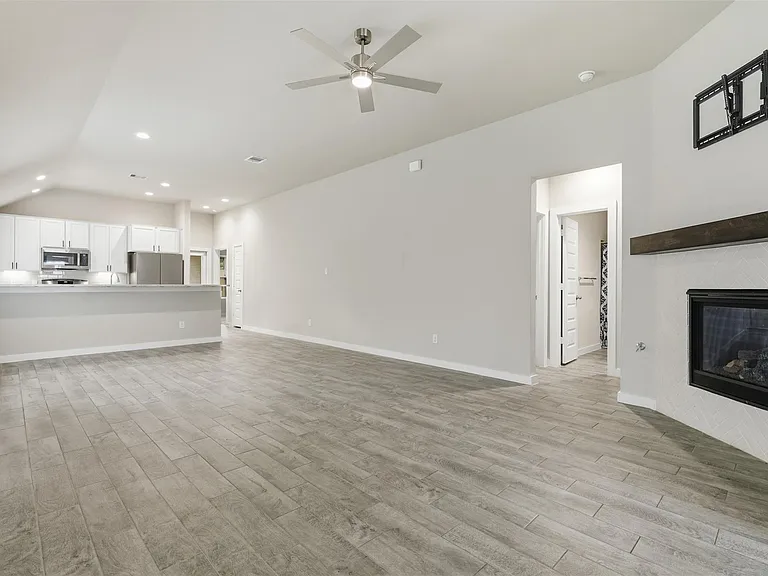 2742 Oakleaf Ash Ln — Photo 6