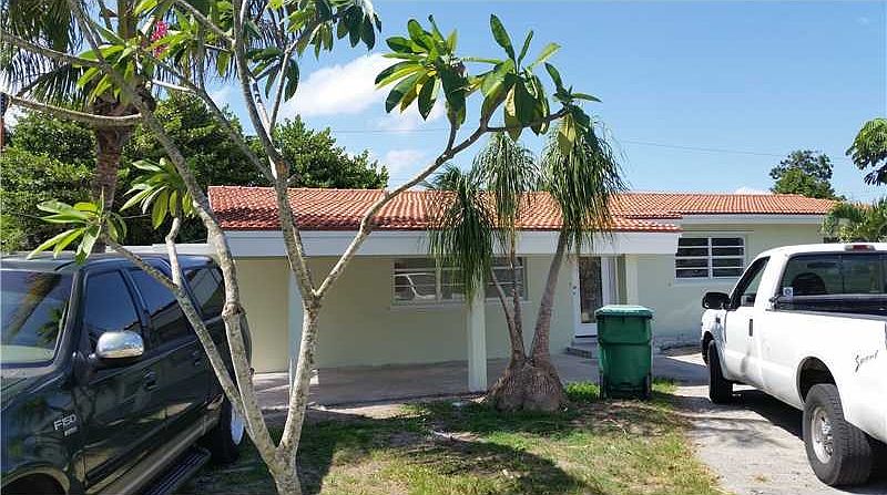 2nd image of 9541 Bahama Dr