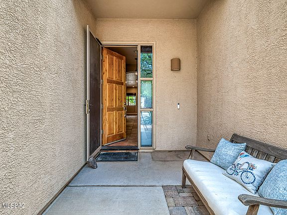 5th image of 8176 N Sombrero Point Dr