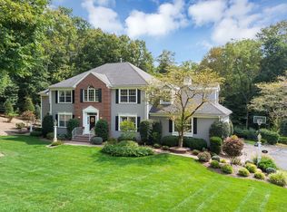 16 Heather Ln, Randolph, NJ 07869