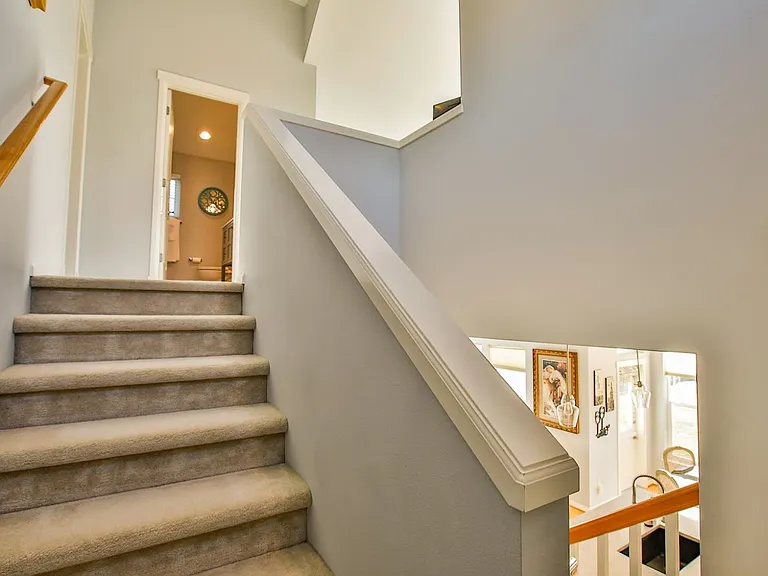 1404 Portside Ct — Photo 14