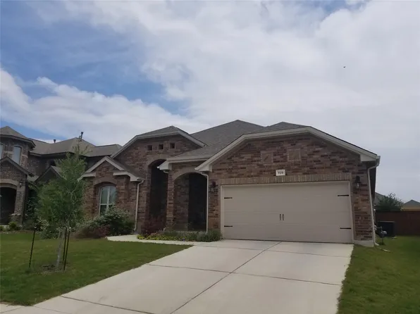 910 Overcup Dr, San Marcos, TX 78666