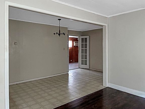 4th image of 1825 7th St