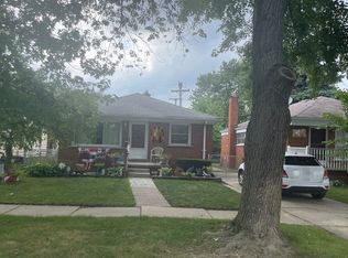 2872 Fort Park Blvd, Lincoln Park, MI 48146