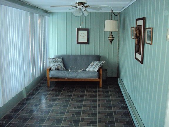 5th image of 36 Buckingham Drive #A