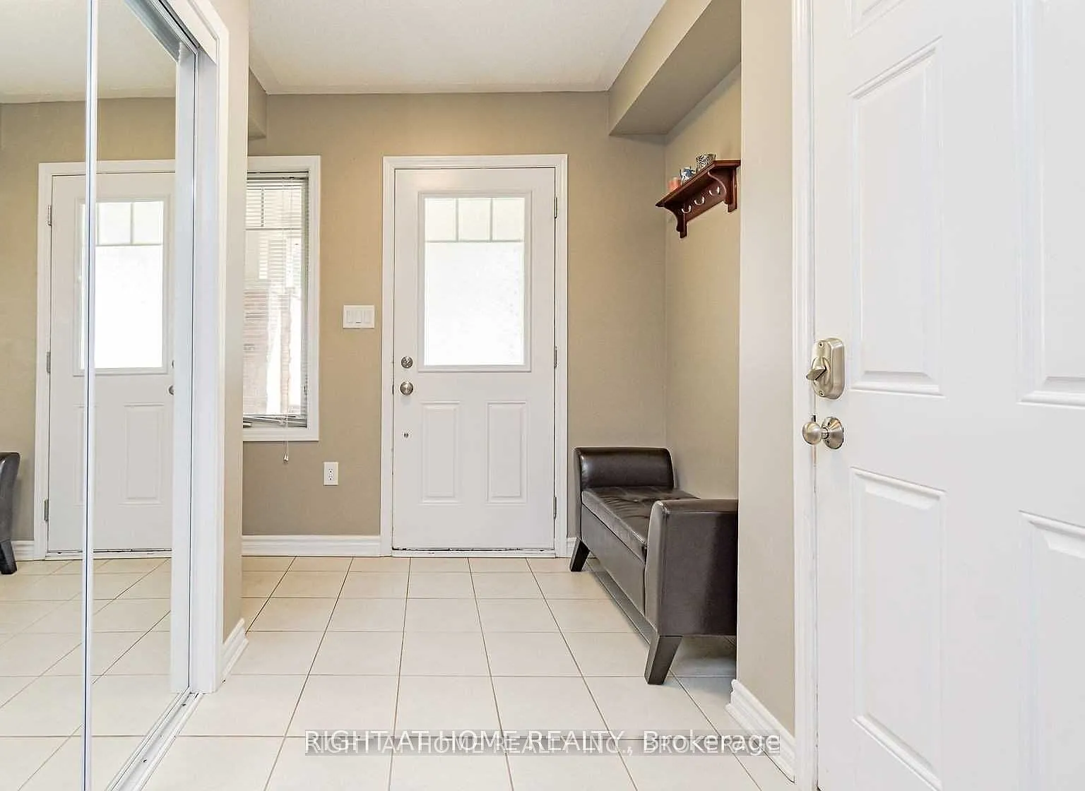 3 bed, $3,050 — Photo 4