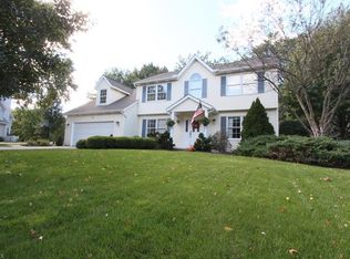 440 Nantucket Dr, Avon Lake, OH 44012