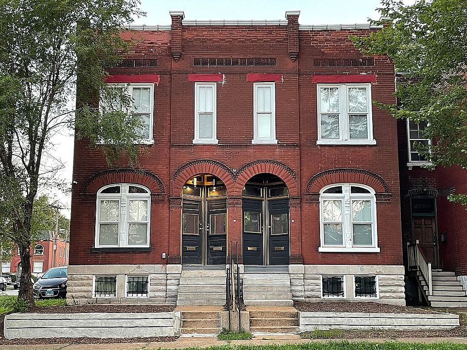 2nd image of 2704 Geyer Ave