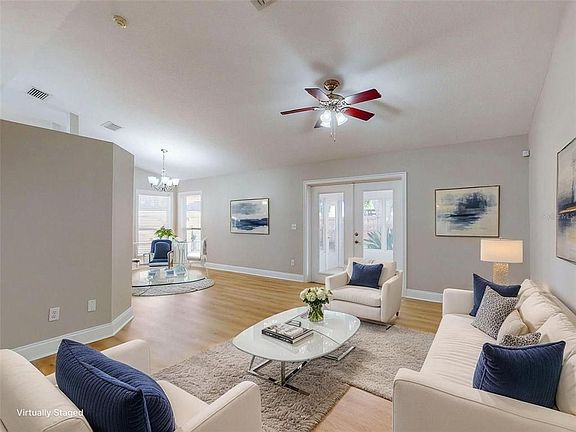4th image of 17628 Whistling Ln