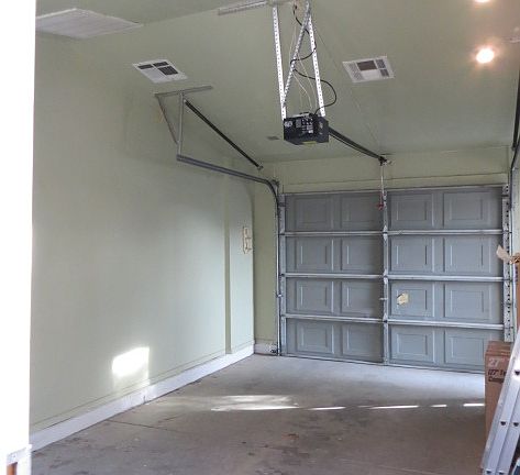 4th image of 3212 E Kelton Ln Unit 101