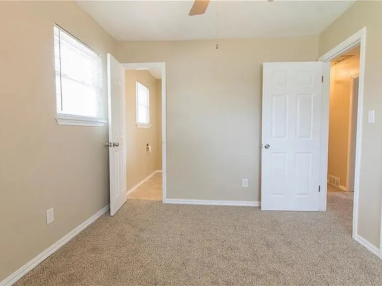 510 Crosby Blvd — Photo 16