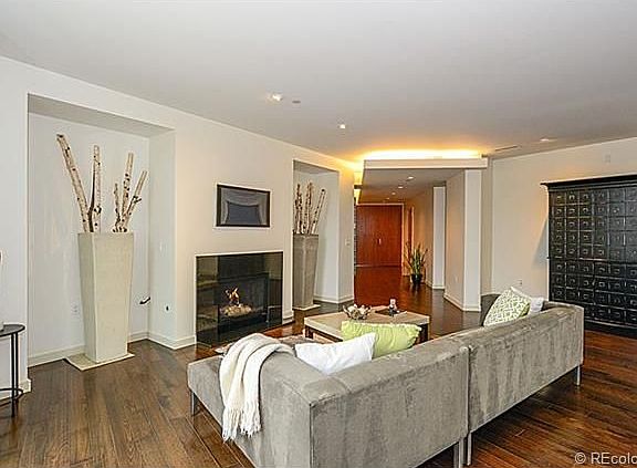 4th image of 333 S Monroe St Suite 105