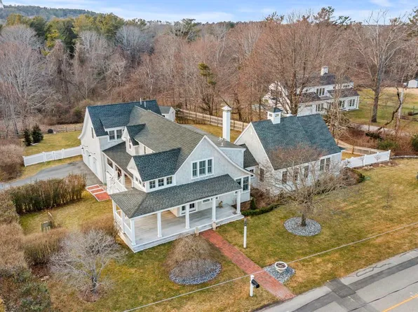 263 Marshall St, Duxbury, MA 02332