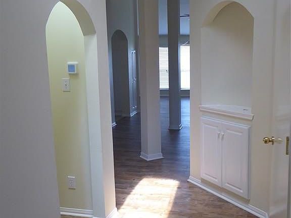 4th image of 3015 Glenwood Dr