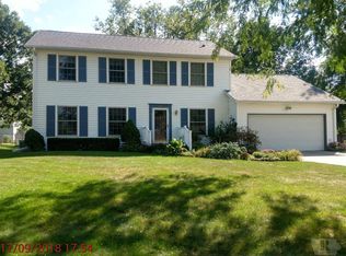 528 12th Ave, Grinnell, IA 50112