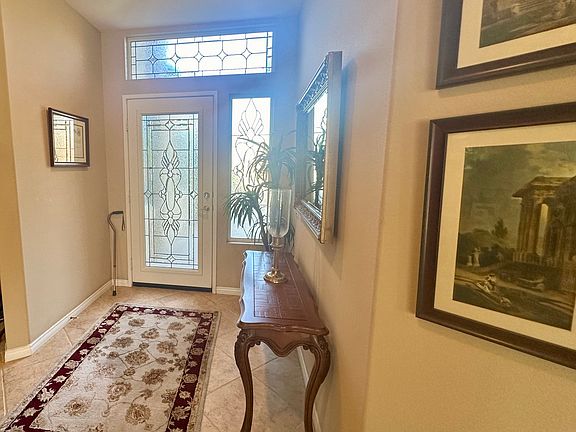 4th image of 78583 Stansbury Ct
