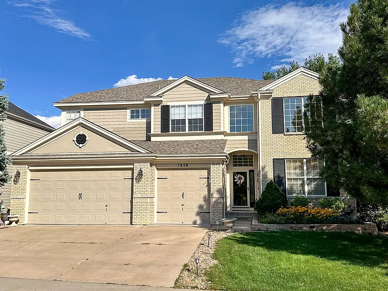 7856 Stonedale Dr — Photo 1