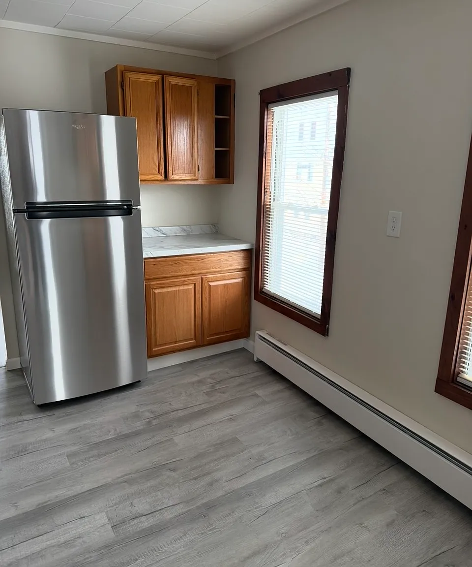 2 bed, 1000 sqft, $1,800 — Photo 4