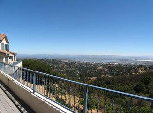 2 Clover Ln, San Carlos, CA 94070