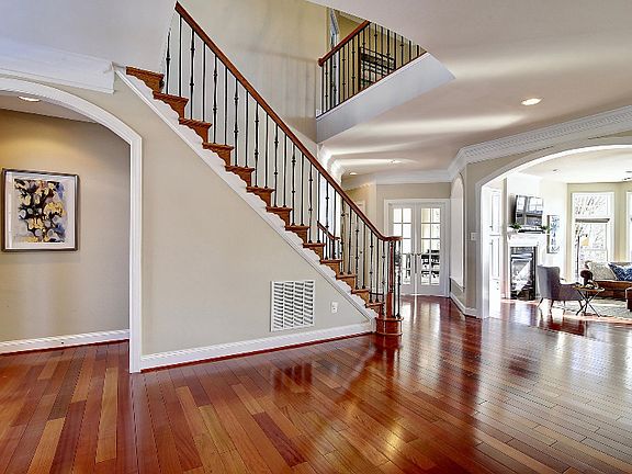 4th image of 44181 Riverpoint Dr