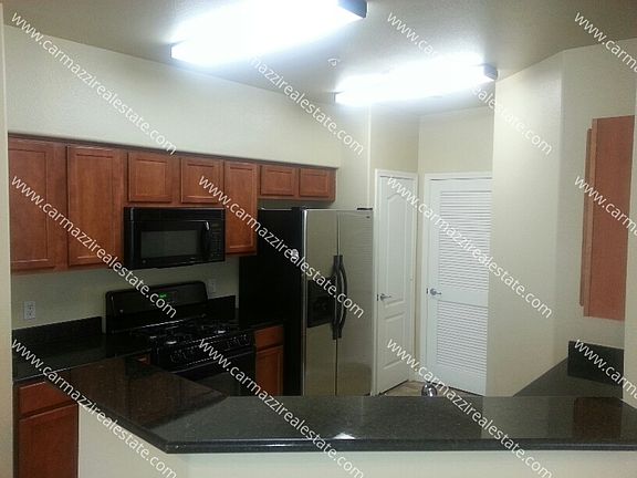3rd image of 5350 Dunlay Dr Unit 1713