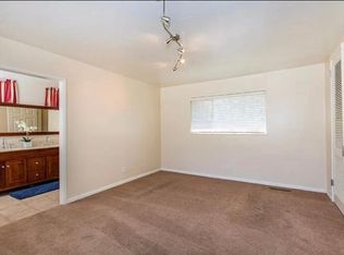 1323 W Barstow Ave, Fresno, CA 93711