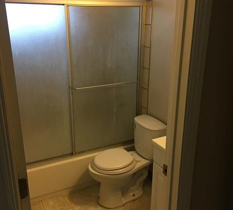 5th image of 2197 Pasetta Dr APT 1