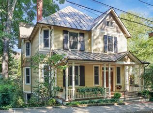 413 2nd St NE, Charlottesville, VA 22902